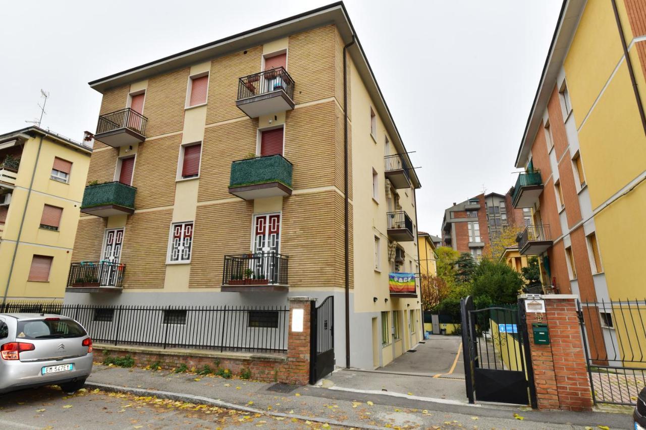 A San Lazzaro Rooms Сан Ладзаро ди Савена Екстериор снимка