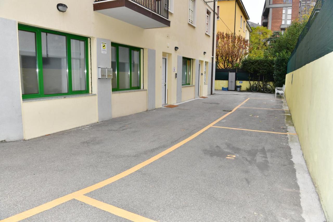 A San Lazzaro Rooms Сан Ладзаро ди Савена Екстериор снимка