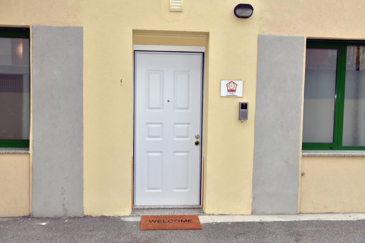 A San Lazzaro Rooms Сан Ладзаро ди Савена Екстериор снимка