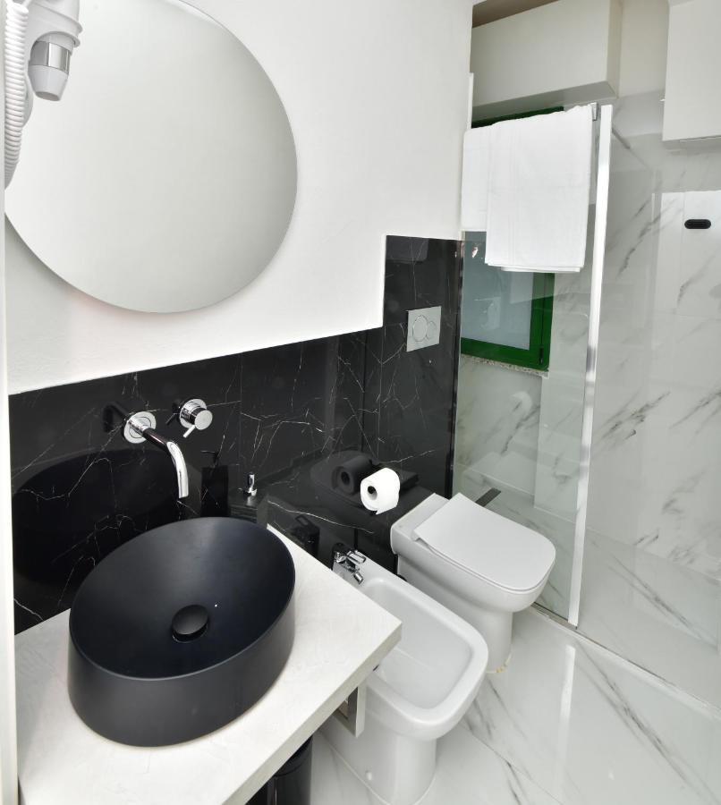 A San Lazzaro Rooms Сан Ладзаро ди Савена Екстериор снимка